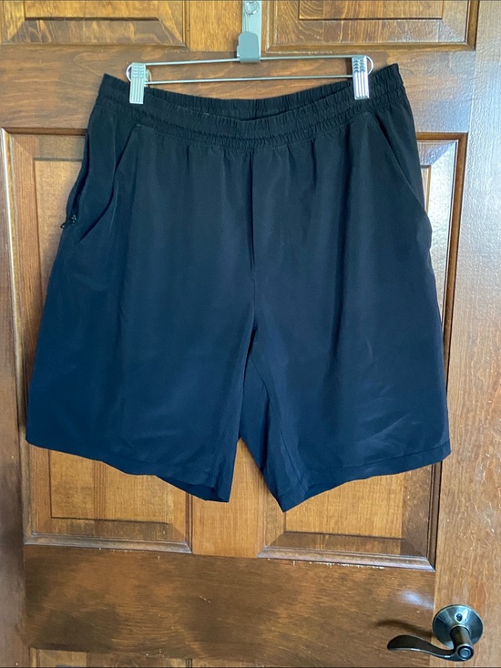 lululemon athletica Other - Lululemon Activewear Black No liner Gym Athletic Shorts Size Large